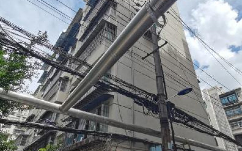 貴州省機關事務管理局國有資產管理服務中心貴陽市云巖區(qū)鹽務街138號合一府苑1層103號車庫招租